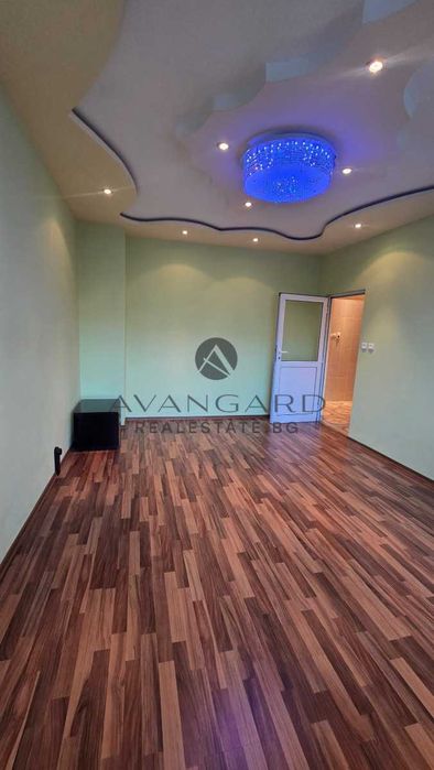 Продава се Двустаен апартамент в Пловдив, Изгрев - 75 кв.м за 1048 €/кв.м - Снимка #2