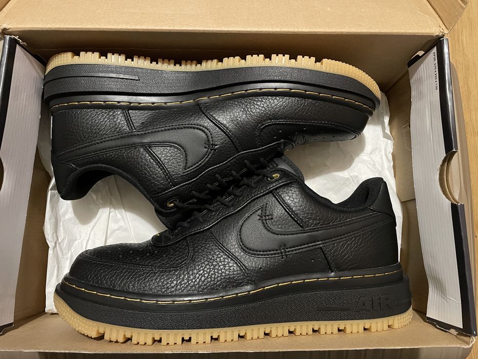 Nike Air Force 1 Luxe EU45 29см