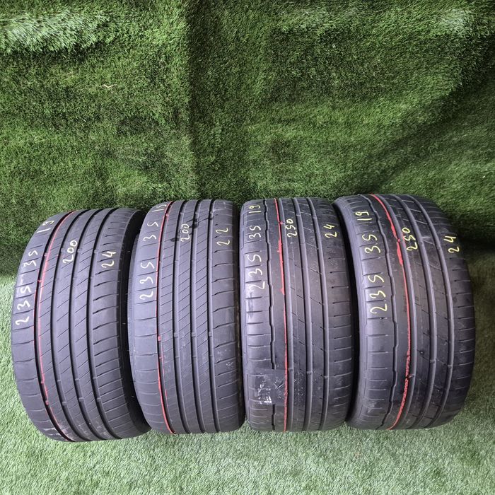 235 35 19 Hankook și Bridgestone
