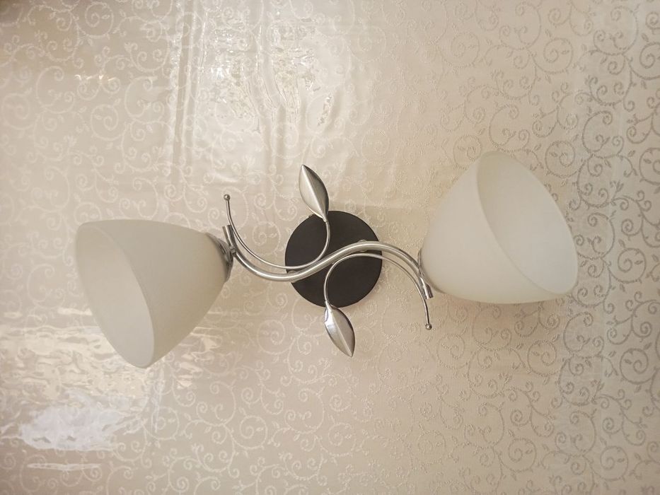 Люстры почти новые