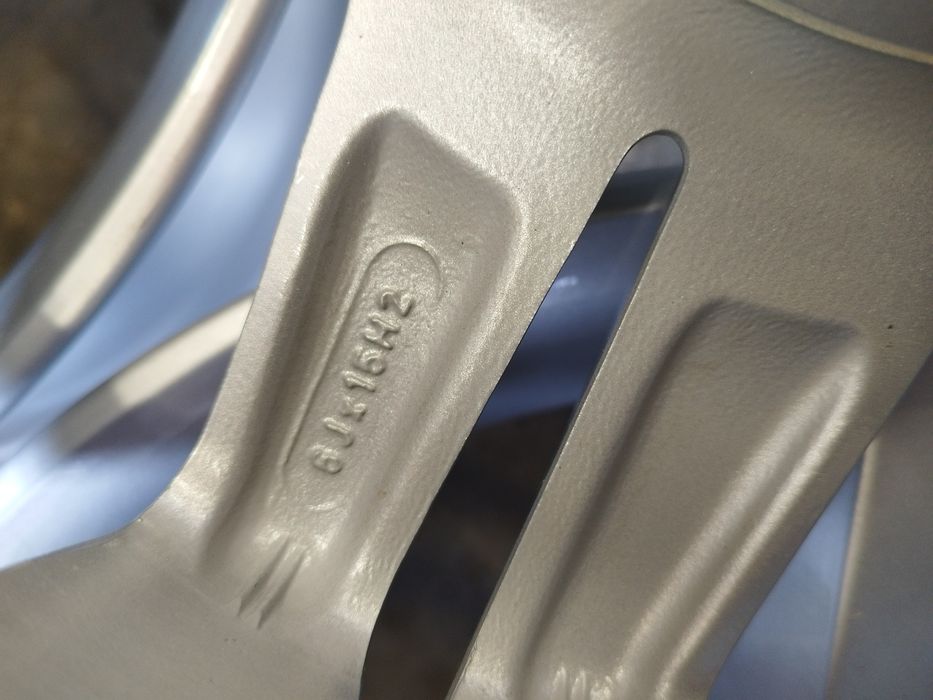 15'' Opel Astra K 5x105 Алуминиеви Джанти Опел Астра