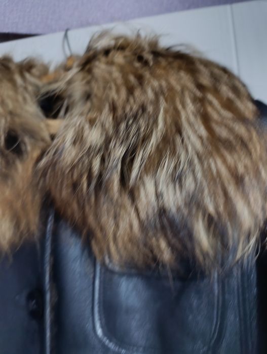 Продам женскую дубленку