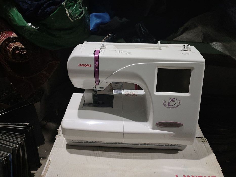 Мини Вишивка машинка