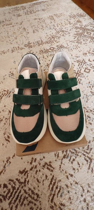 Кроссовки Котофей