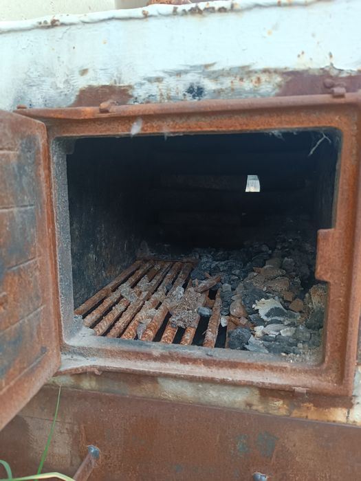 Продам Печку отопительную
