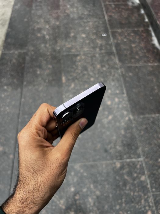 14 pro max сотилади