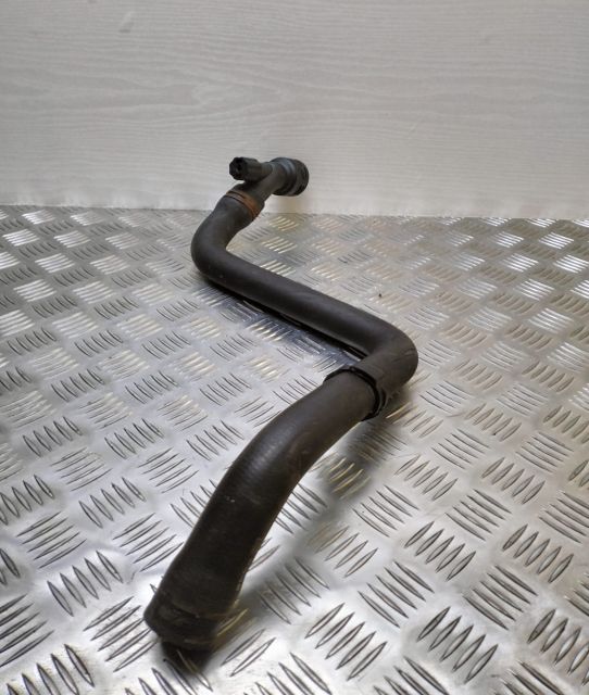 Furtun apa  1j0122051 Volkswagen VW Golf a 4-a generatie seria