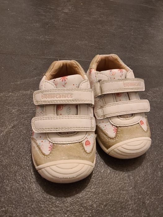 Обувки за прохождане Biomecanics 20 номер