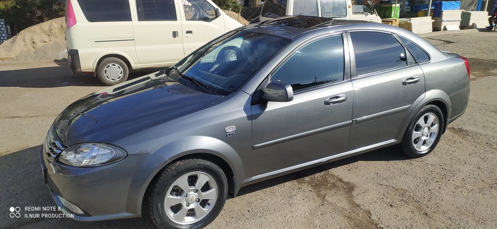 Gentra sotiladi. Продается Жентра.