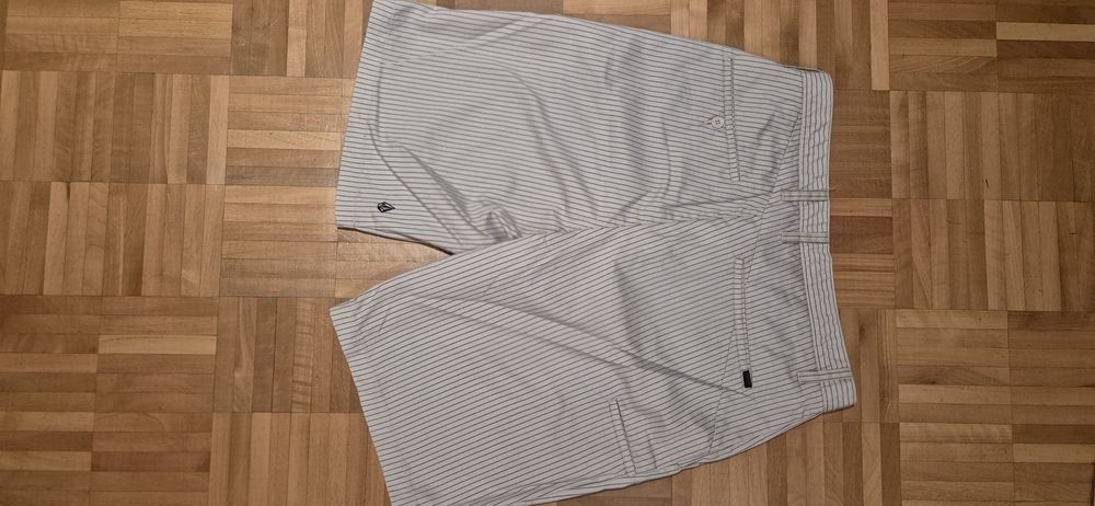 Къси панталони Volcom / Billabong / RVCA / 34