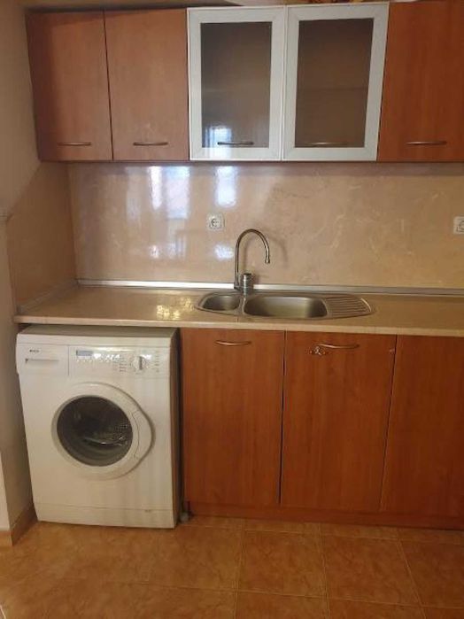 Дава се под наем Тристаен апартамент в Пловдив, Кършияка - 100 кв.м за 498.27 € - Снимка #4