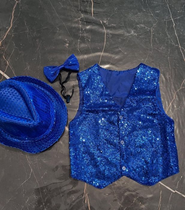 Шляпы, жилетки, галстуки,бабочки