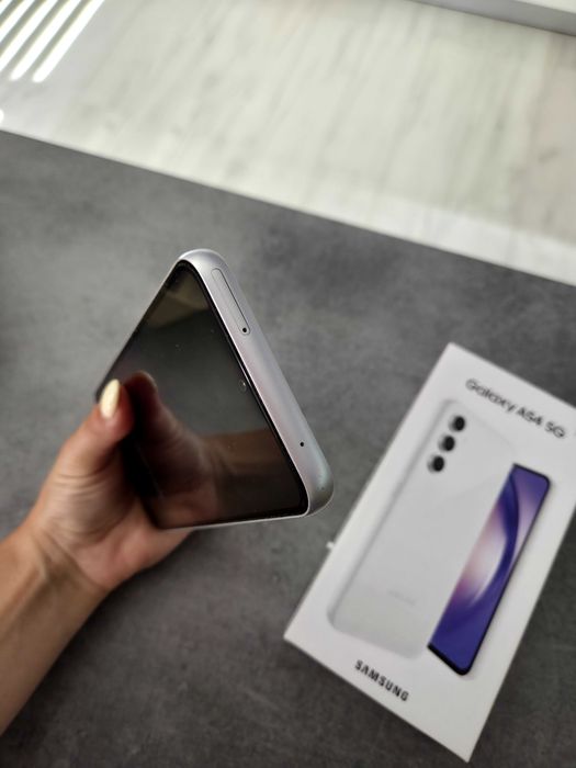 Продавам Samsung Galaxy A54 5G – 256 GB