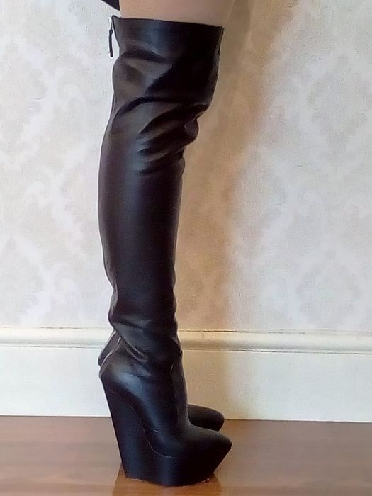 Сапоги Ботфорты кожа Италия