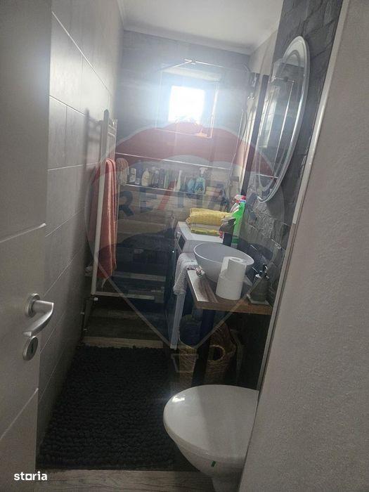 Apartament cu 3 camere de vânzare