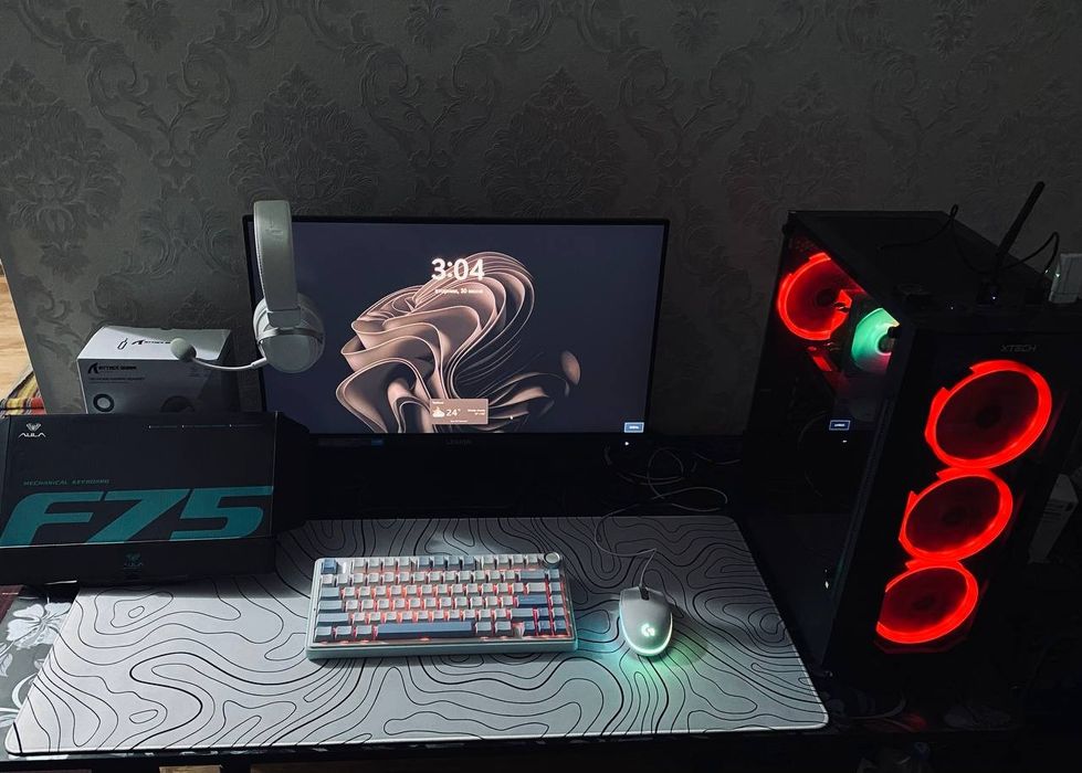 #Personal Computer