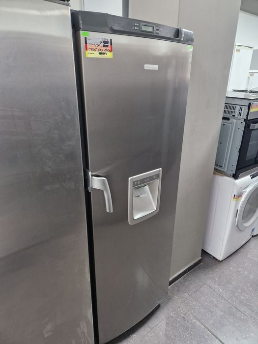 Фризер Electrolux A++ No Frost 280 литра
