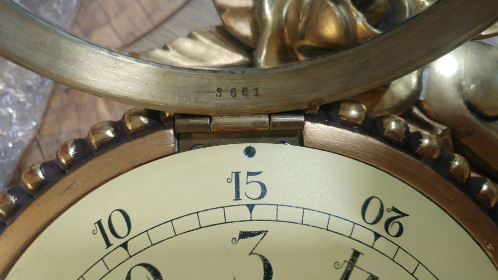 Антикварные настенные часы 1915