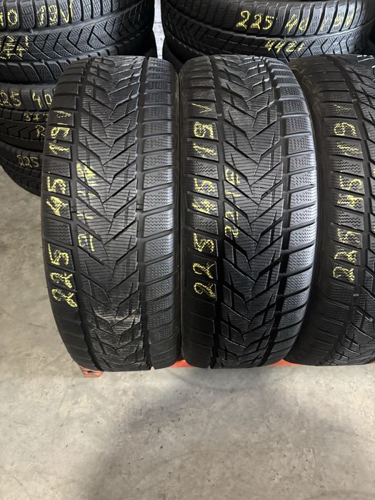 Anvelope Iarna 225/45/19 Vredestein WinTrac Extreme S 225 45 19 R19