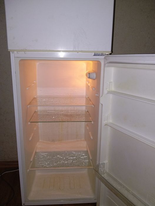 Холодильник продам