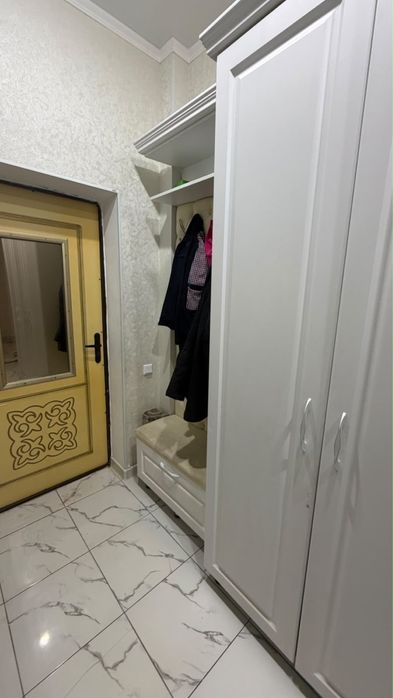Шкаф для прихожей