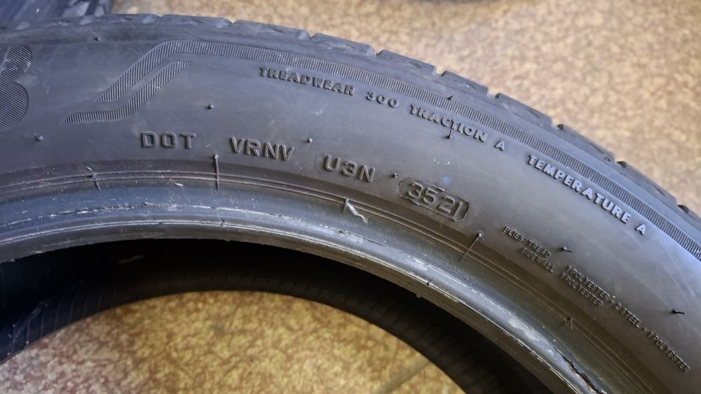 2бр летни гуми Bridgestone 235 50 19