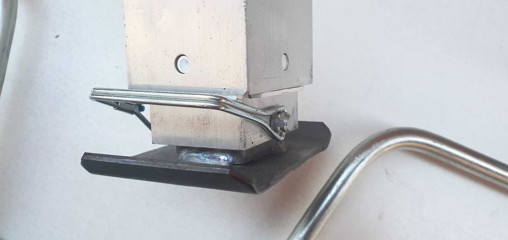 Cricuri de stabilizare AL-KO ClickFix, 420-624 mm,  noi, din aluminiu