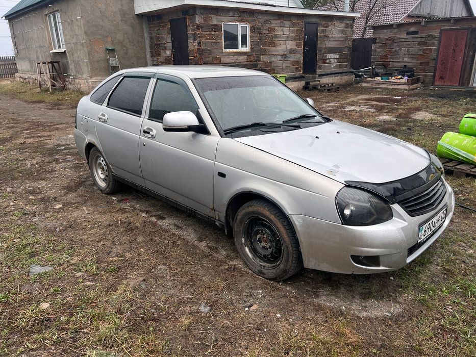 Продам Приору ..