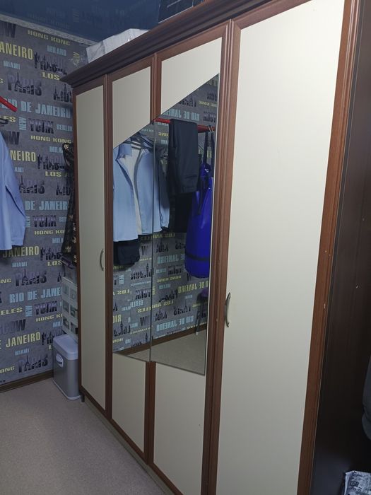 Продам шифоньер и кровать