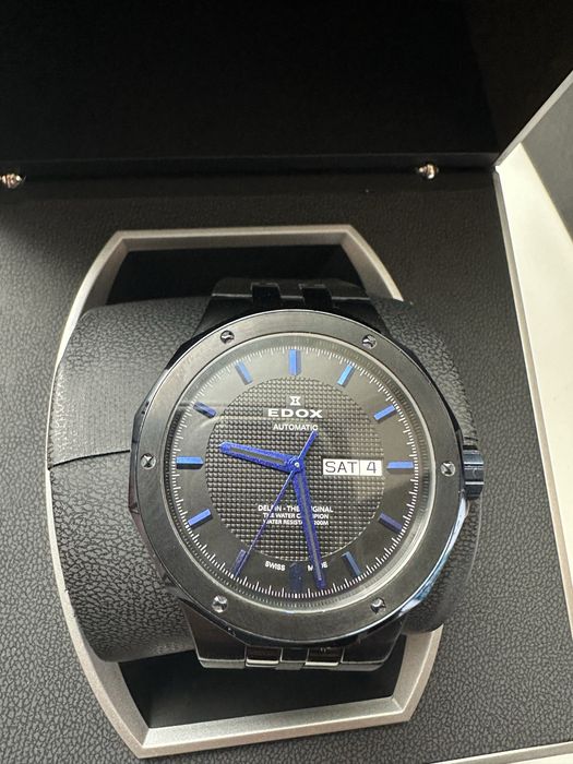 Edox delfin automatic