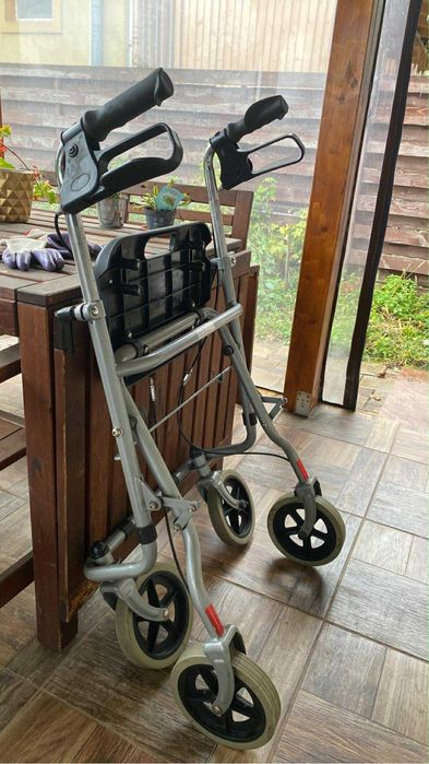 Rolator - cadru rulant