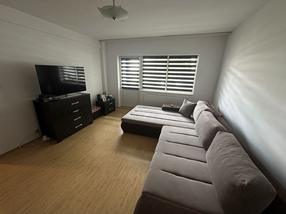 Vând apartament 2 camere decomandat