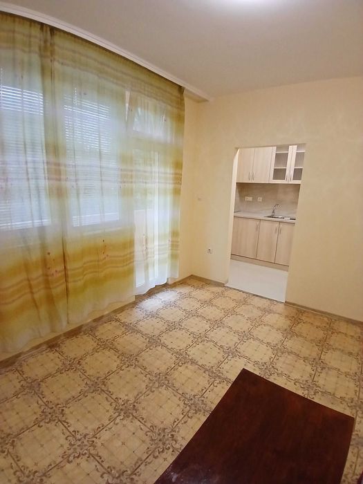 Дава се под наем Четиристаен апартамент в Стара Загора, Център - 90 кв.м за 357 € - Снимка #8