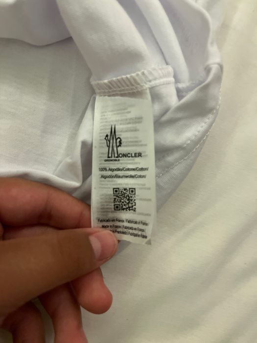 Продам Moncler футболку