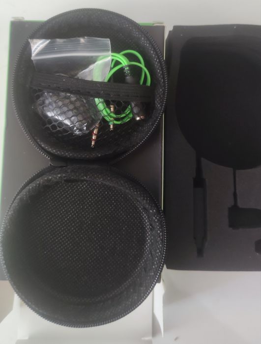 Наушник Razer hammerhead pro v2