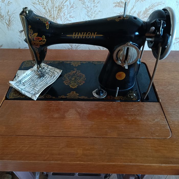 Стара шевна машина