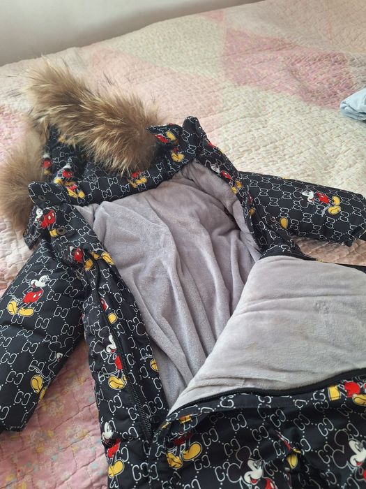 Продам детские комбинезоны