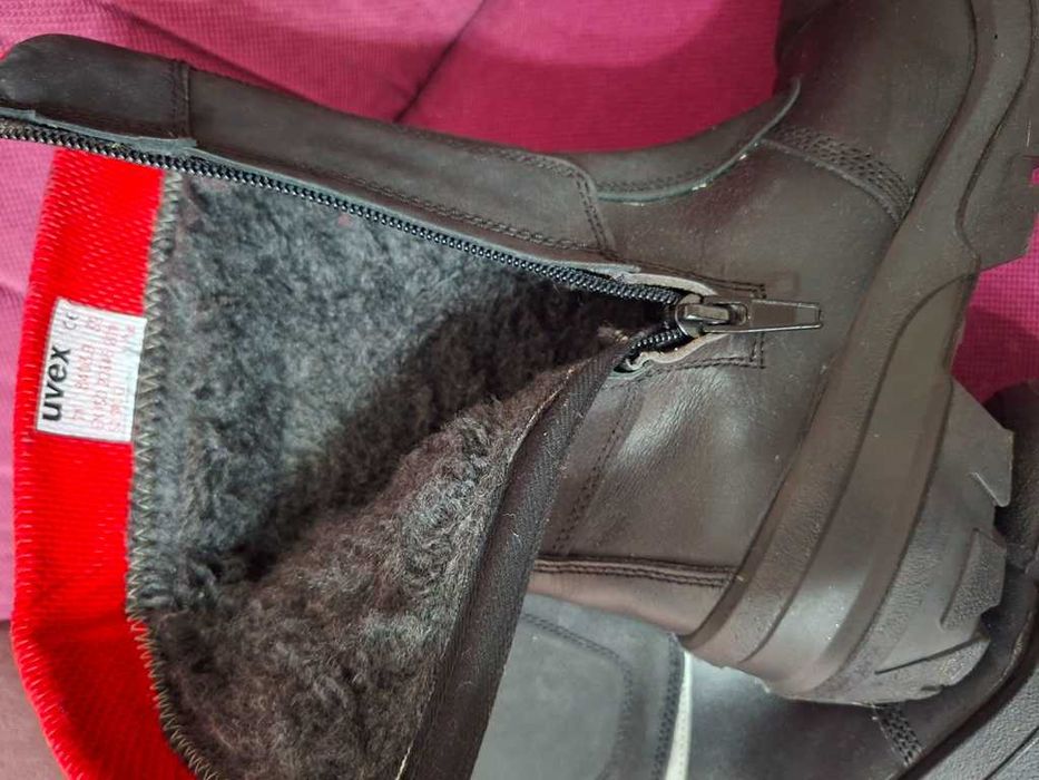 Cizme piele hidrofoba UVEX S2 SRC CI marimea 39, zero km