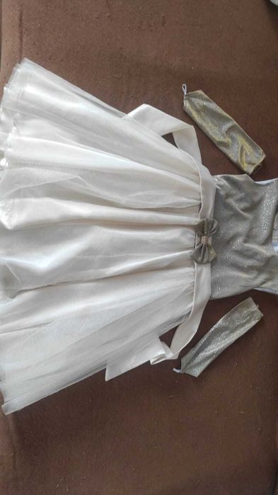 Платье праздничное