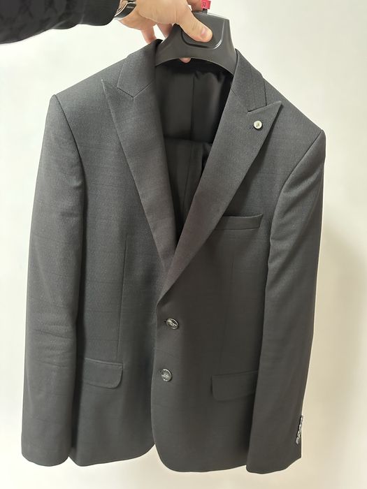 Страхотен мъжки костюм Mono Uomo