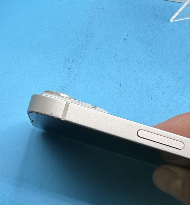 Apple iPhone 14, 128GB, 6GB RAM, 5G, Starlight