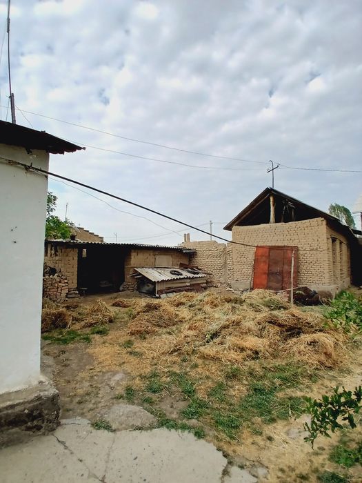 Уй сотилади 6 соток