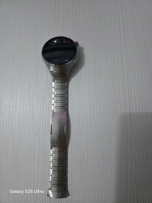 Vănd smartwatch   HUAWEI WATCH  Pro 4