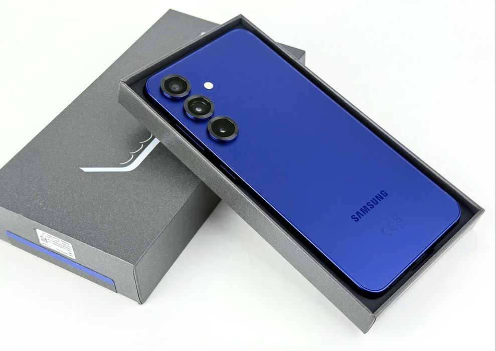НОВ! Samsung Galaxy S25 5G 512GB 12RAM Navy 2г. Гаранция!