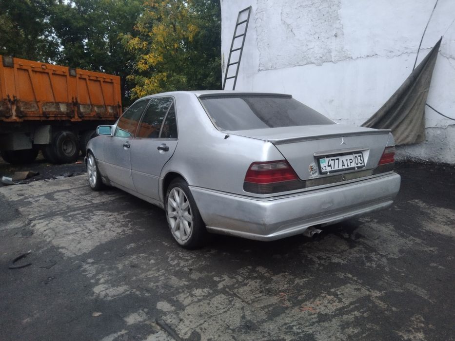 Мерс 140 кузов на ходу