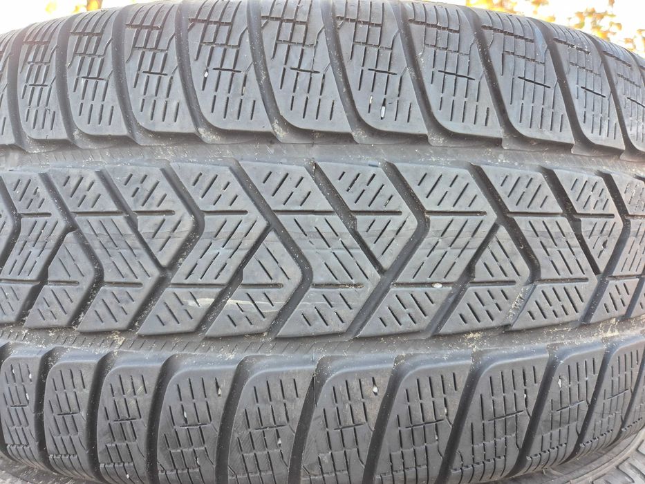 4 Anvelope IARNA - 235/55/18 PIRELLI - Aproape NOI - DOT 2023