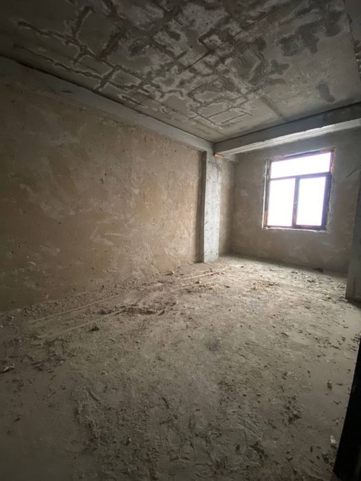 Продаётся коробка 7 Микрорайон