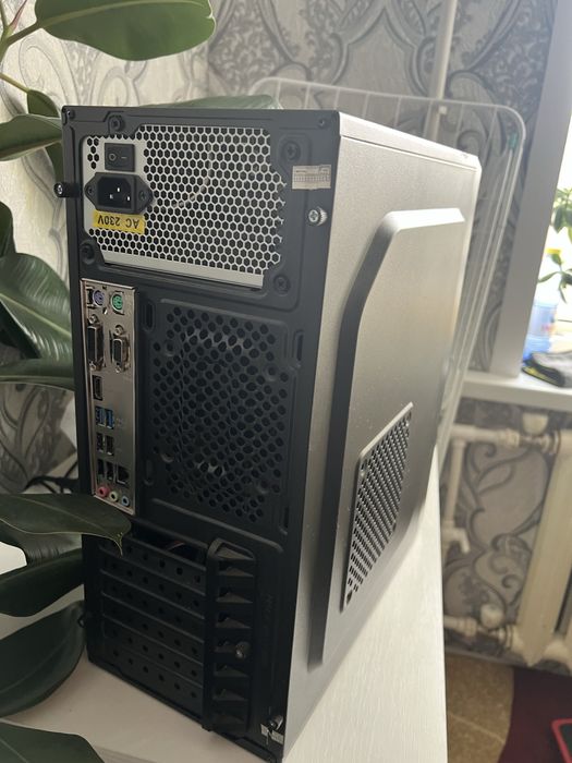 Продам комп intel pentium 3,5