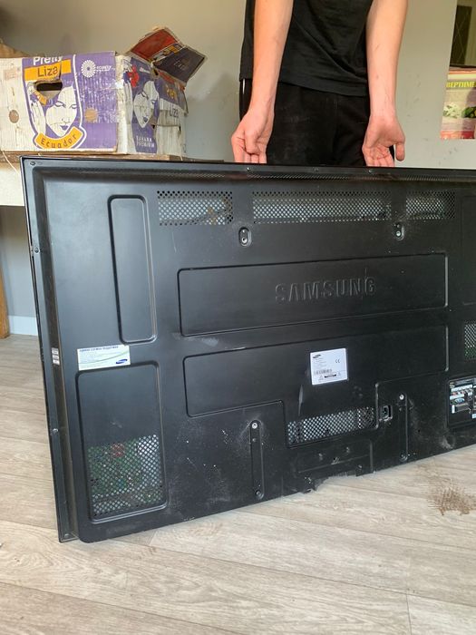 Телевизор Samsung