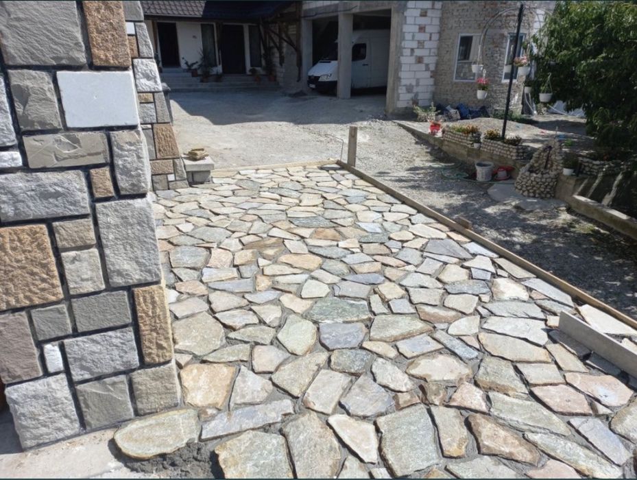 Piatra naturala de munte si montaj oriunde in tara